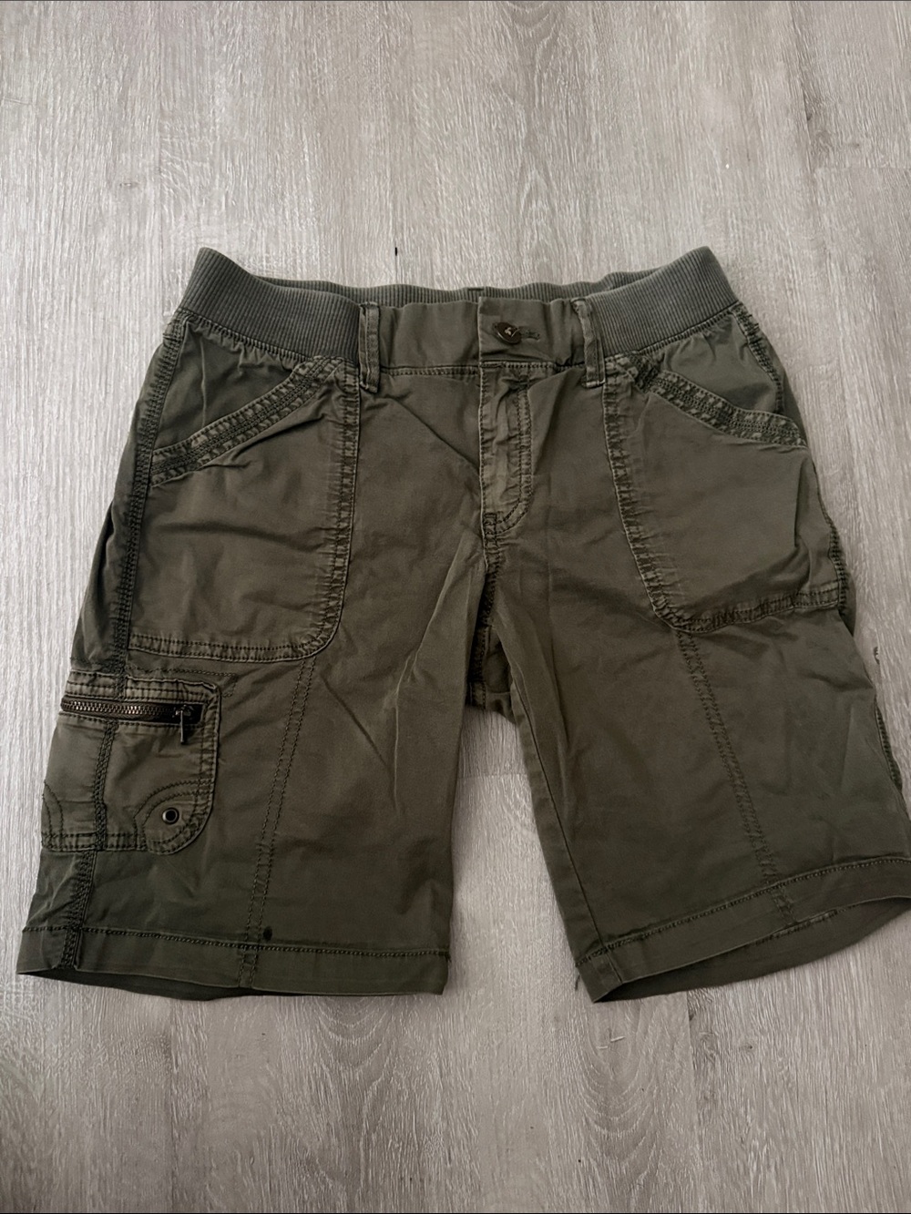 Women’s Olive Green Cargo Shorts